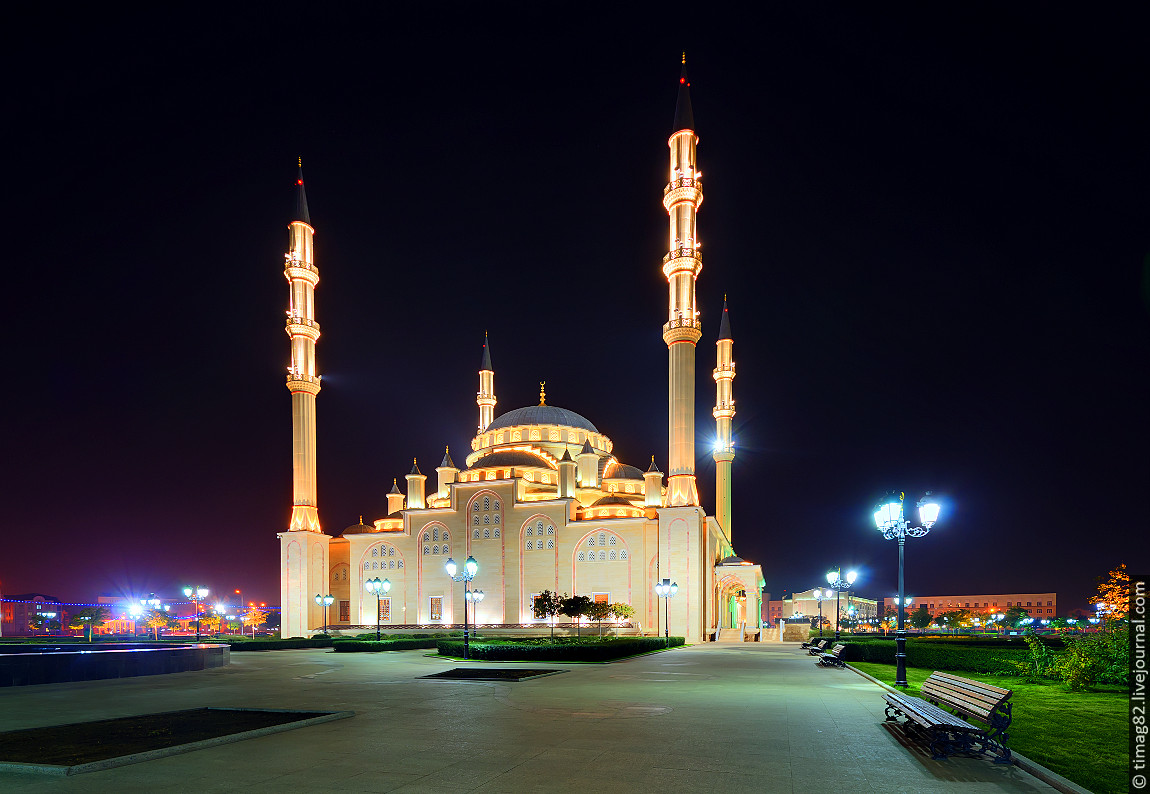 Мечеть в городе Grozny
Мечеть в городе Grozny
Ключевые слова: Grozny,город