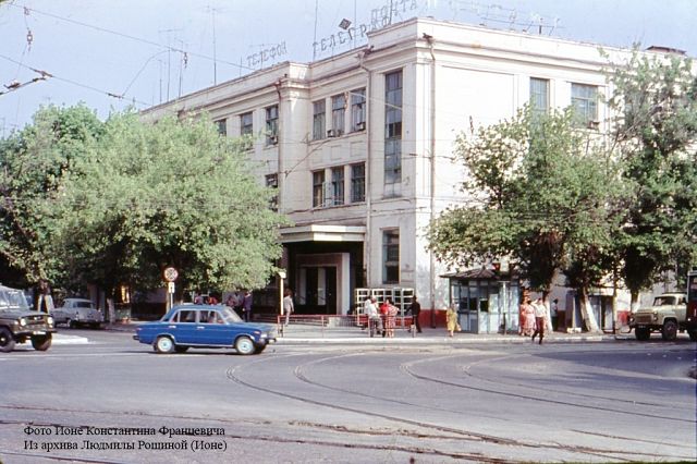 Здание почты в городе Грозный
Здание почты в городе Грозный
Ключевые слова: почта,грозный