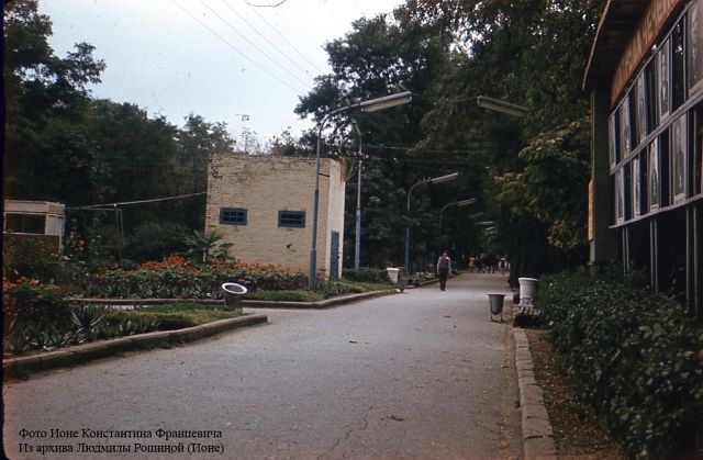 Старый город Грозный. Двор
Старый город Грозный. Двор
Ключевые слова: грозны,двор