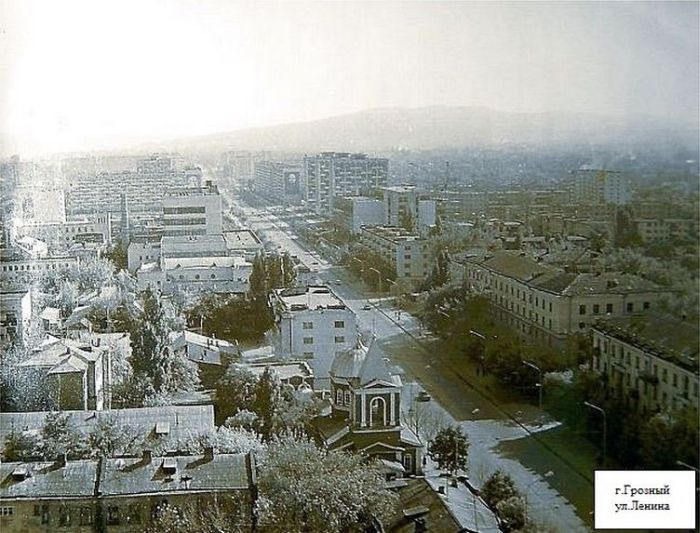 Город Грозный, улица Ленини
Центральная улица старого города Грозный
Ключевые слова: грозный,улица