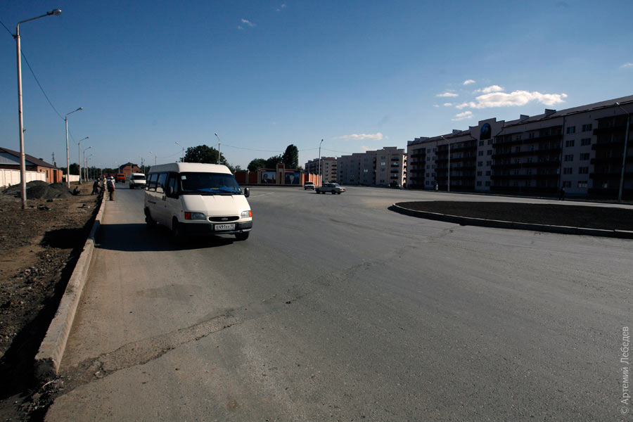 Окраина города Грозный
Улица г. Грозный
Ключевые слова: город,грозный